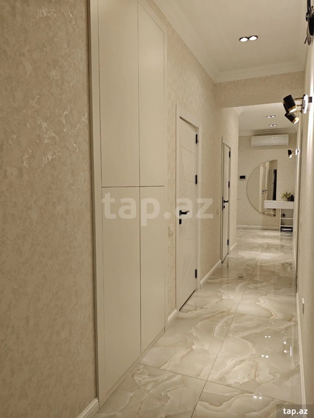 Satılır 4 otaqlı yeni tikili 124 m²