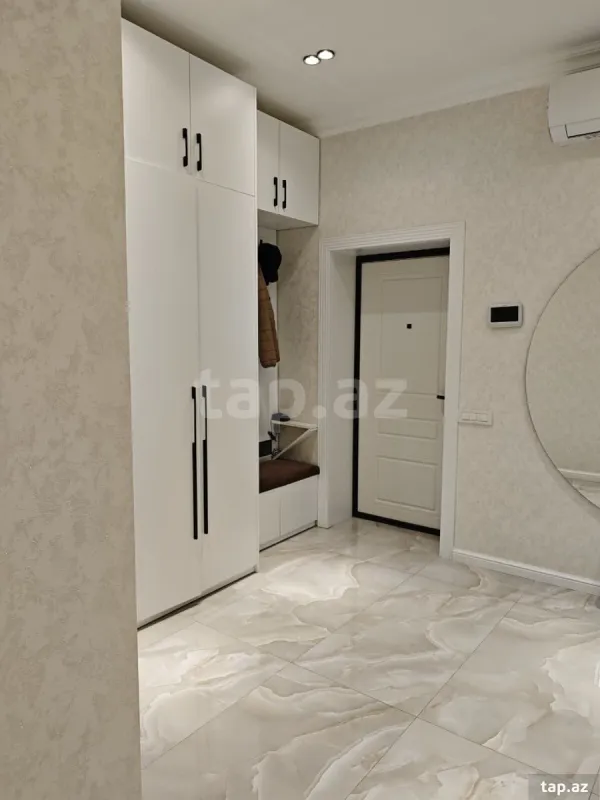 Satılır 4 otaqlı yeni tikili 124 m²