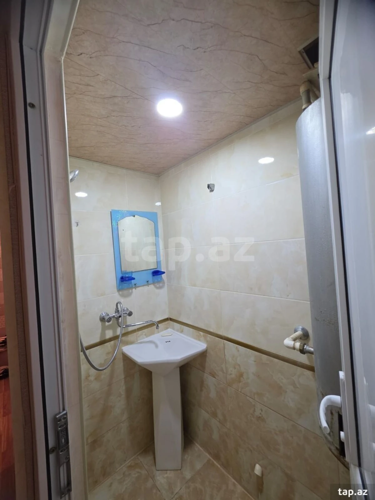 Satılır 2 otaqlı mənzil 46 m²
