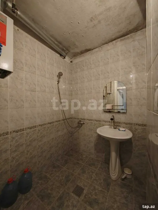 Satılır 3 otaqlı mənzil 80 m²