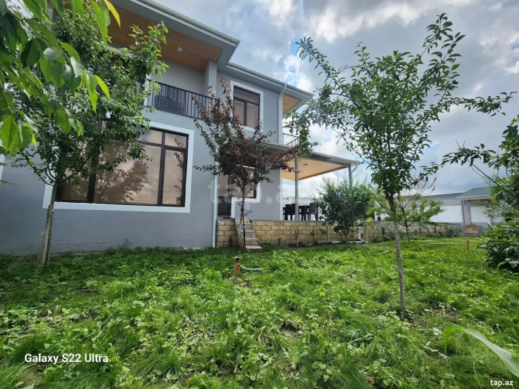 Kirayə verilir 5 otaqlı həyət evi 140 m²