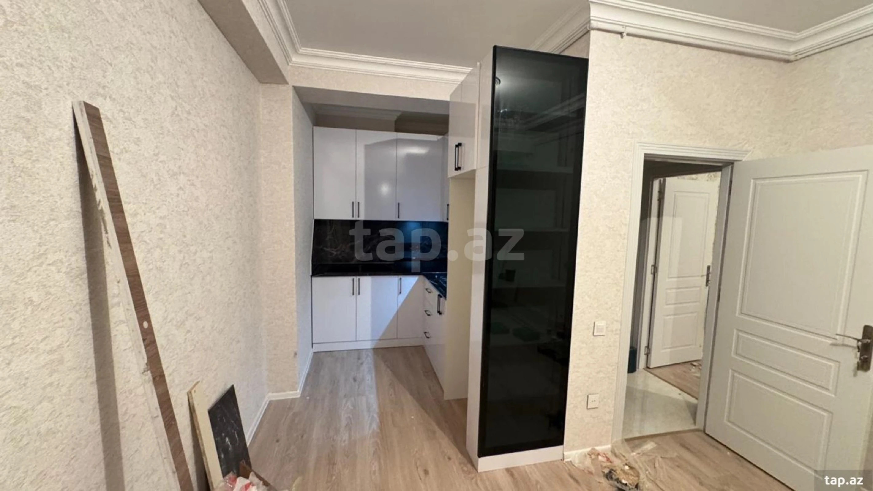 Kirayə verilir 2 otaqlı yeni tikili 70 m²