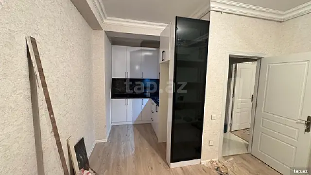 Kirayə verilir 2 otaqlı yeni tikili 70 m²