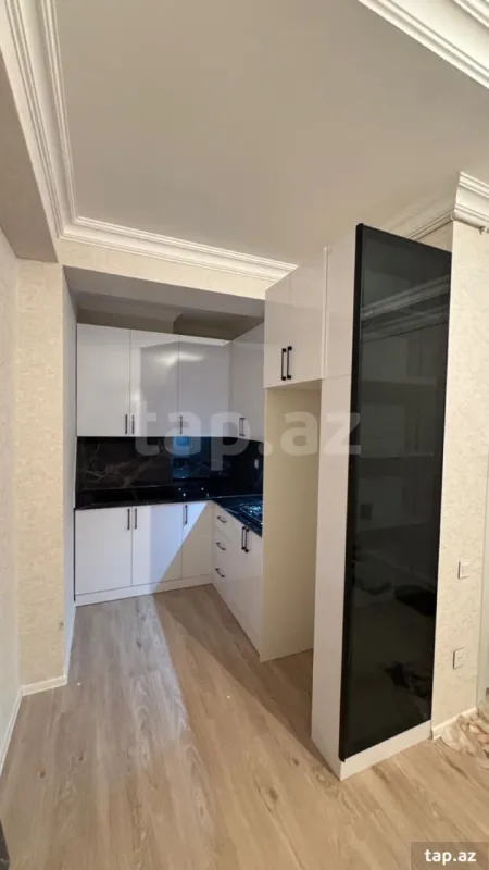 Kirayə verilir 2 otaqlı yeni tikili 70 m²