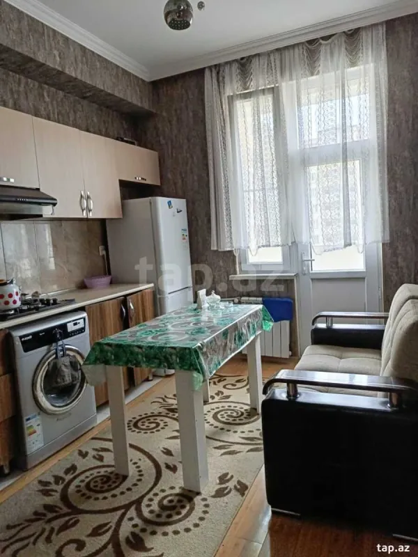 Kirayə verilir 2 otaqlı yeni tikili 47.5 m²