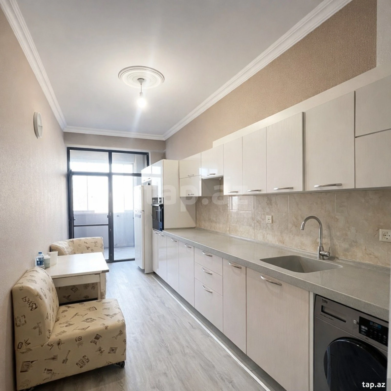 Satılır 3 otaqlı yeni tikili 101 m²
