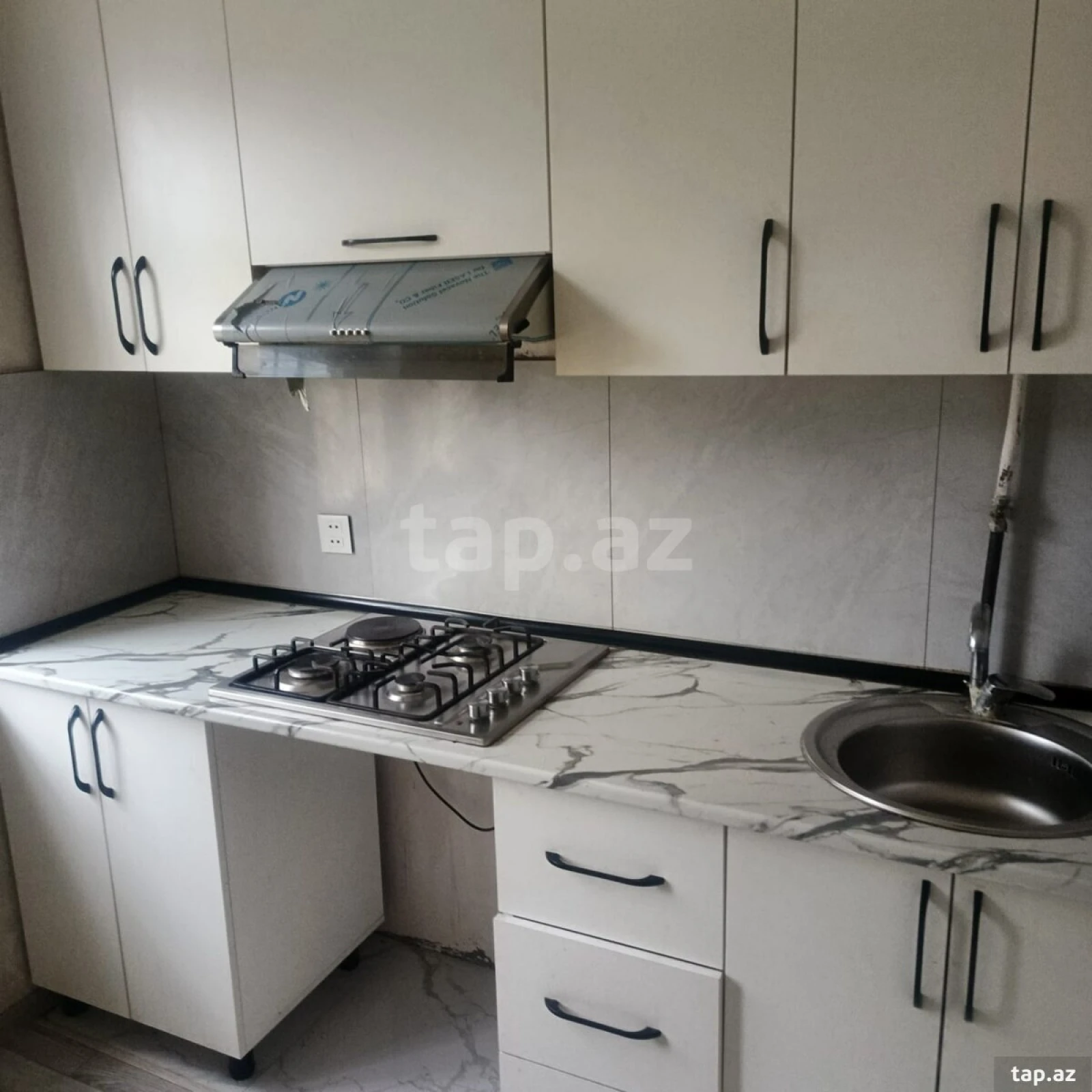 Kirayə verilir 1 otaqlı mənzil 31 m²