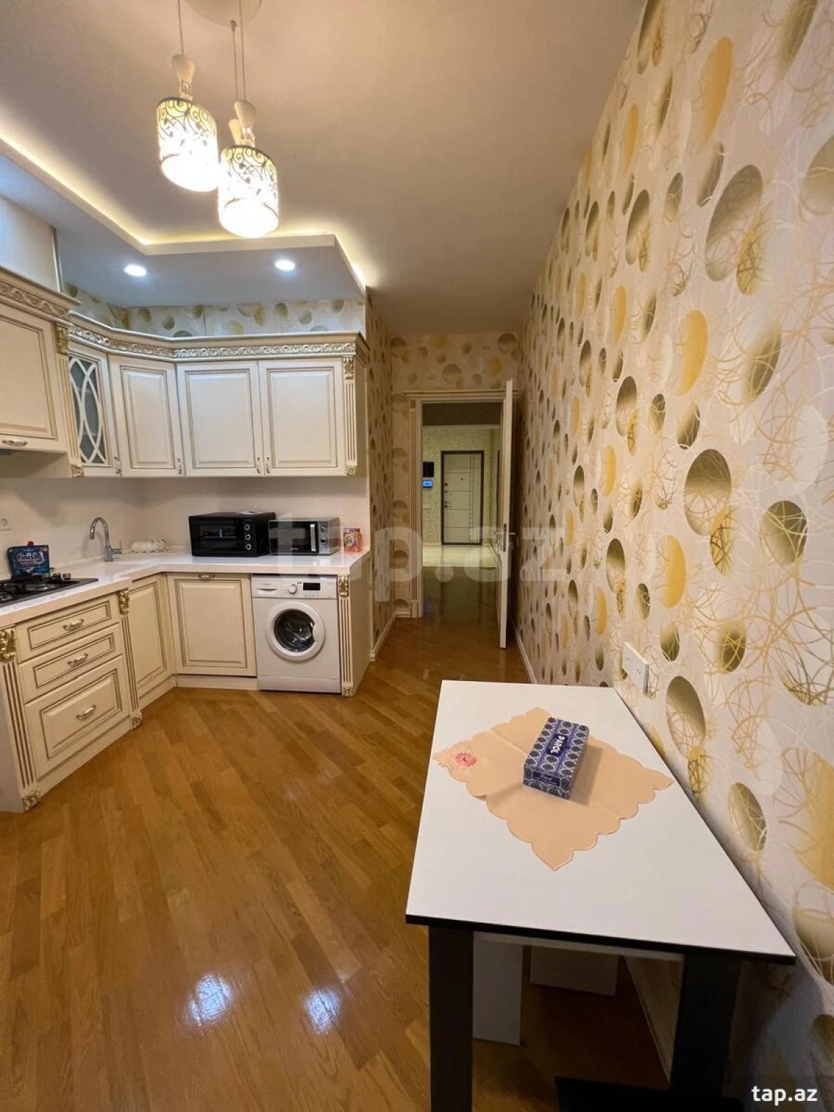 Kirayə verilir 2 otaqlı yeni tikili 110 m²