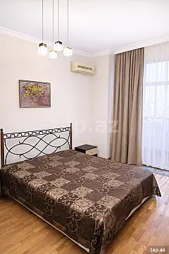 Kirayə verilir 3 otaqlı yeni tikili 120 m²