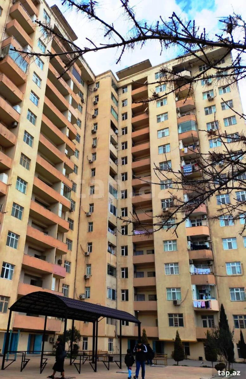 Satılır 2 otaqlı yeni tikili 87 m²