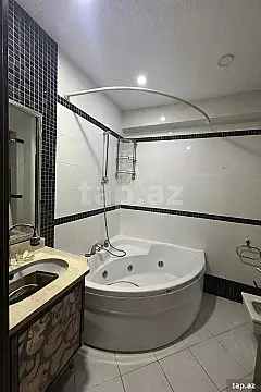 Satılır 2 otaqlı yeni tikili 75 m²