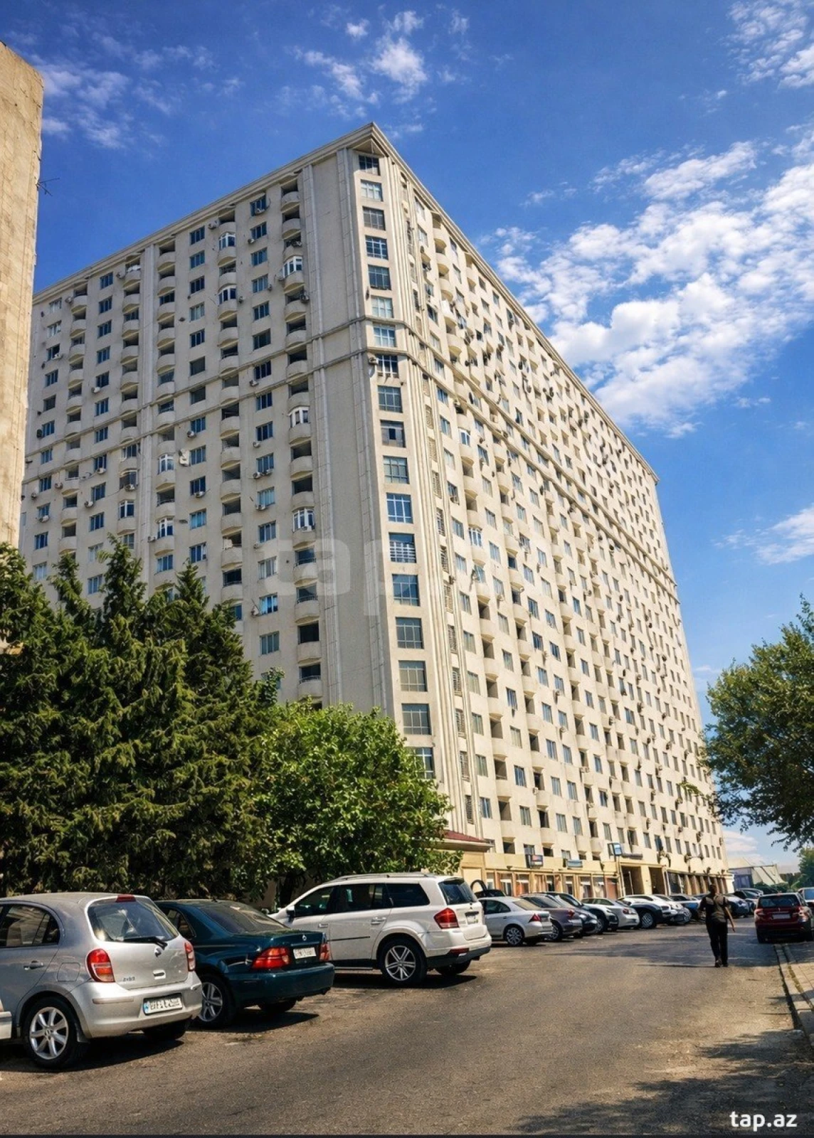 Satılır 2 otaqlı yeni tikili 75 m²