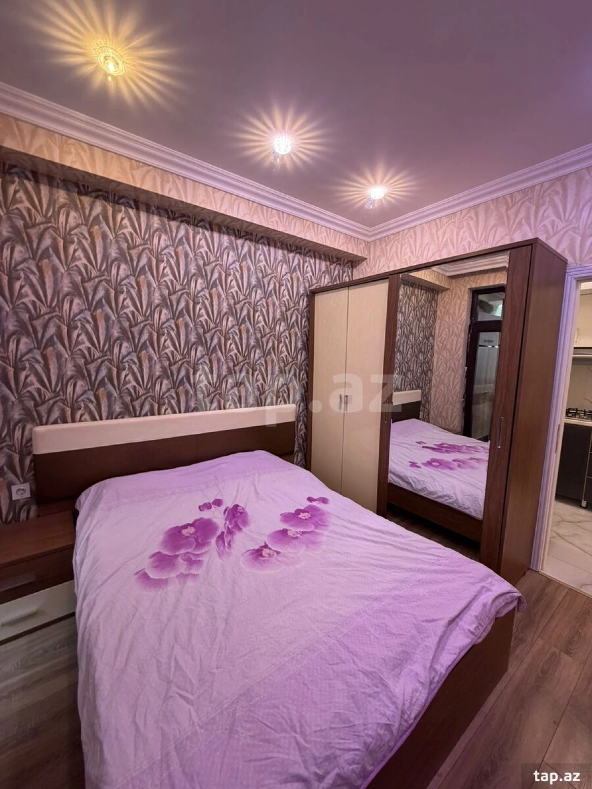 Kirayə verilir 2 otaqlı yeni tikili 56 m²