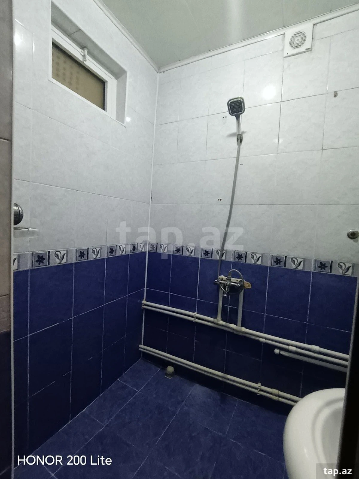 Kirayə verilir 2 otaqlı yeni tikili 50 m²