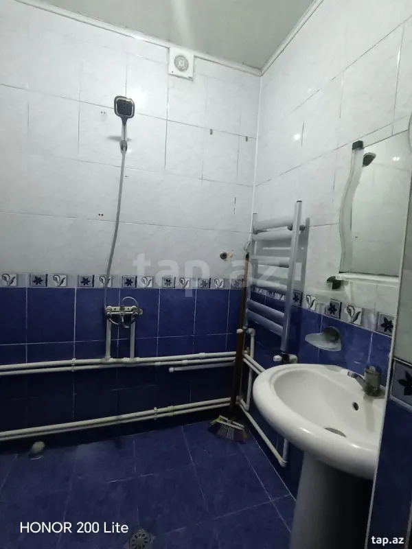 Kirayə verilir 2 otaqlı yeni tikili 50 m²