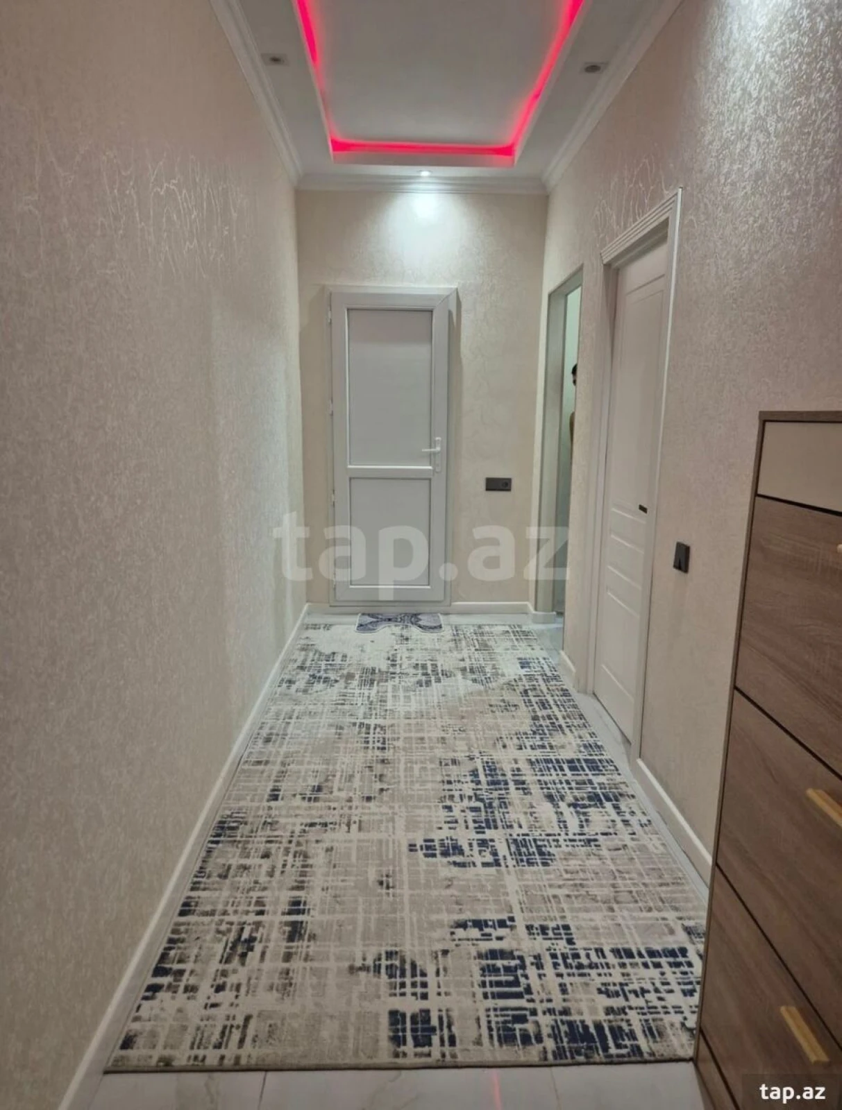 Satılır 2 otaqlı yeni tikili 54 m²