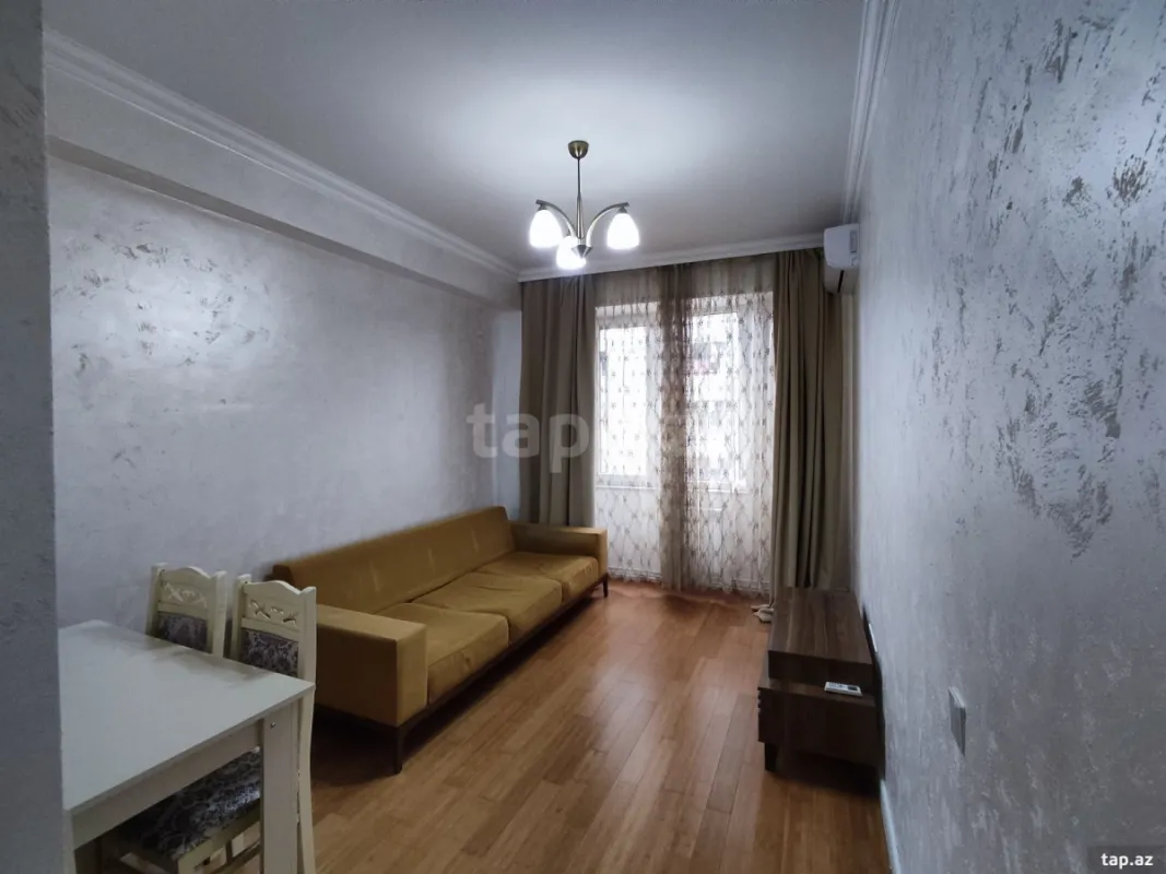 Kirayə verilir 2 otaqlı yeni tikili 45 m²