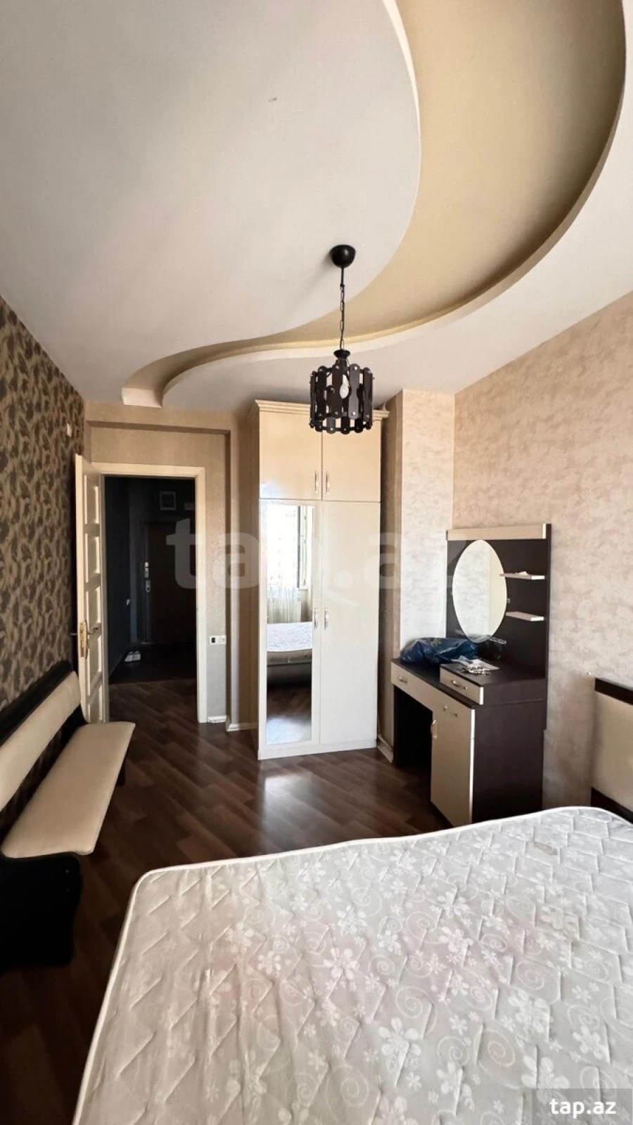 Kirayə verilir 2 otaqlı yeni tikili 70 m²