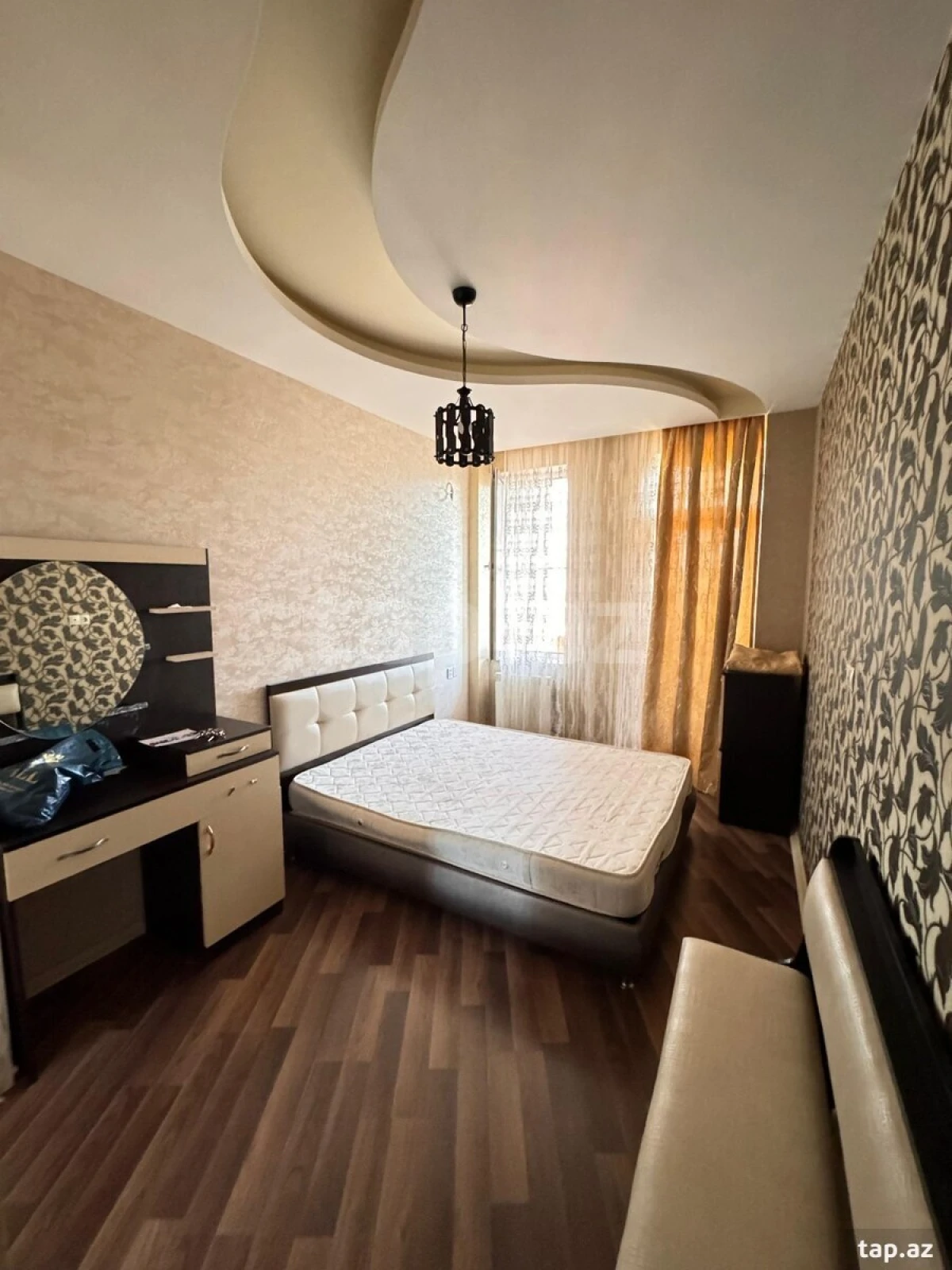 Kirayə verilir 2 otaqlı yeni tikili 70 m²