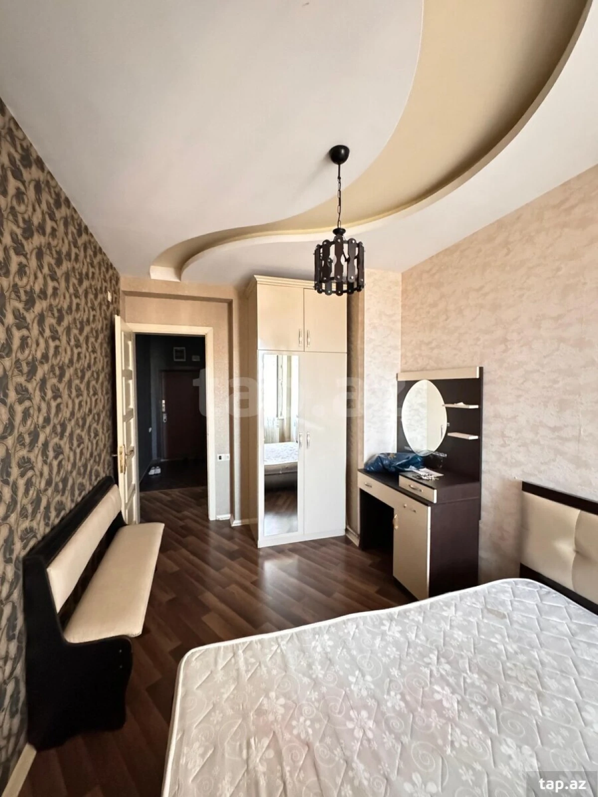 Kirayə verilir 2 otaqlı yeni tikili 70 m²