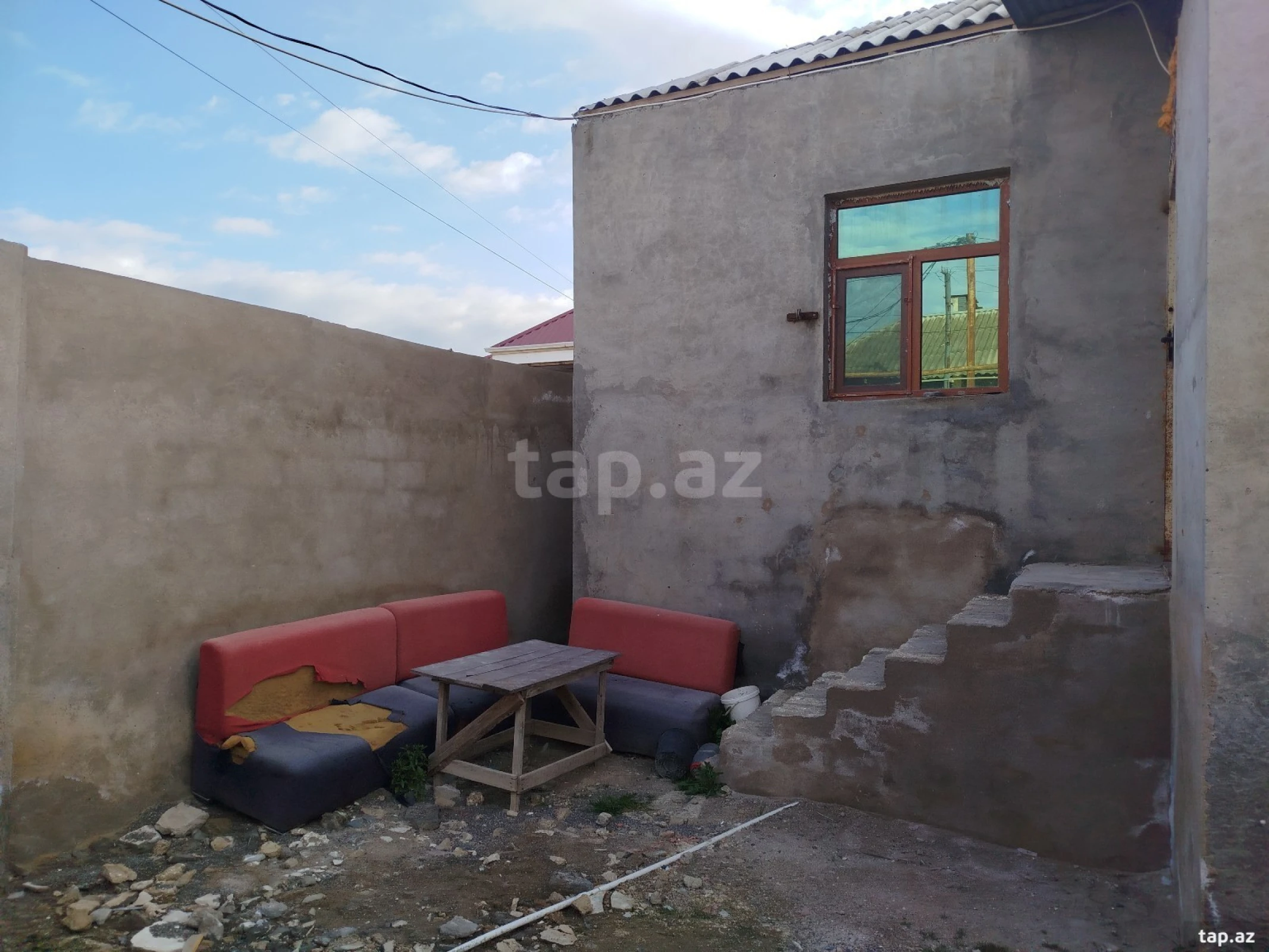 Satılır 3 otaqlı həyət evi 90 m²