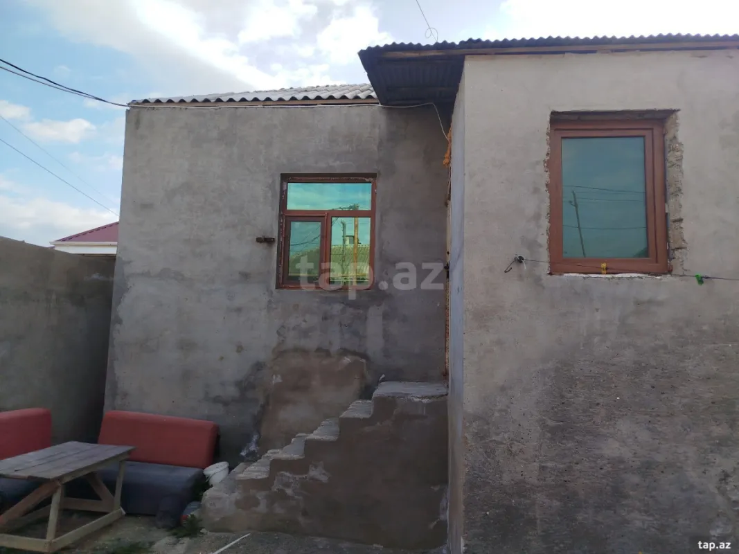 Satılır 3 otaqlı həyət evi 90 m²
