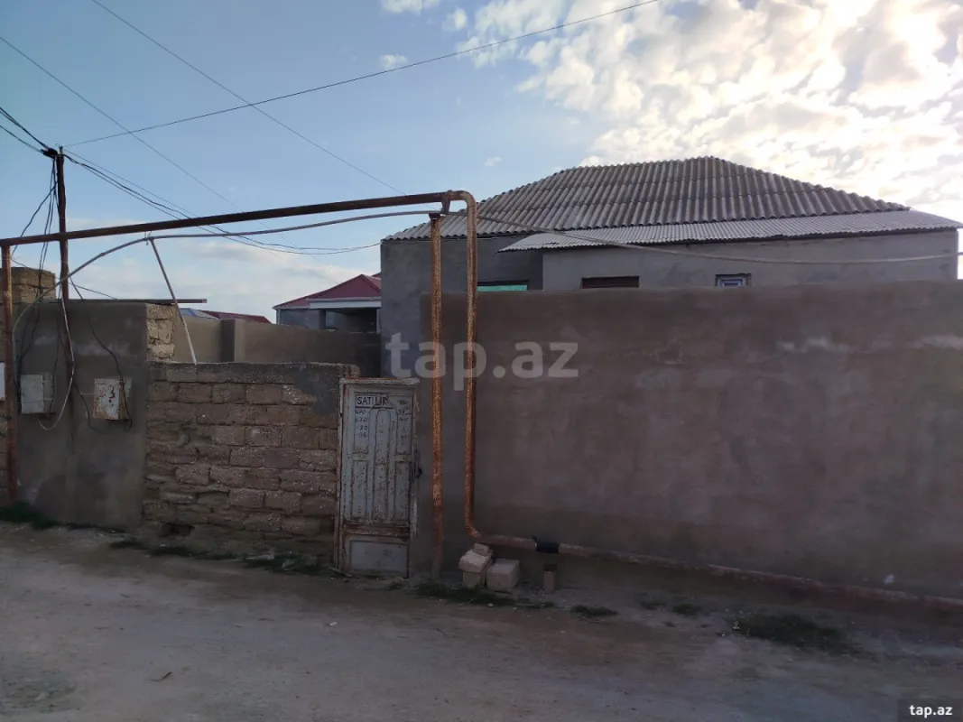 Satılır 3 otaqlı həyət evi 90 m²