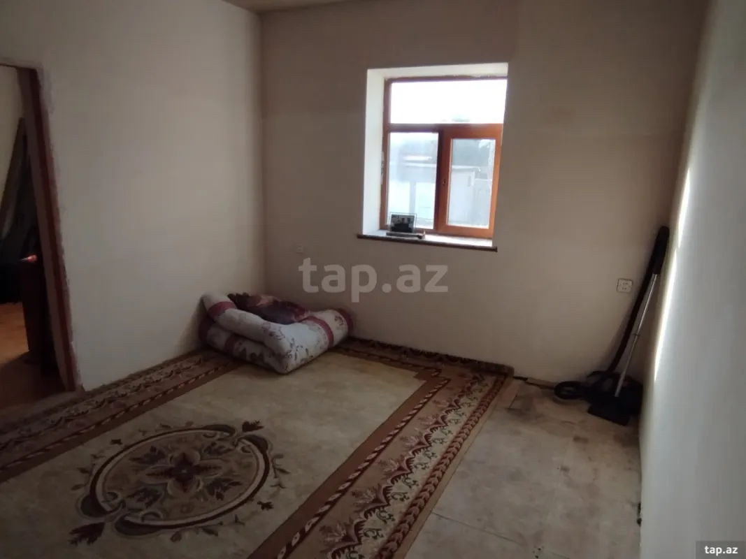 Satılır 3 otaqlı həyət evi 90 m²