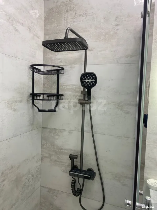 Kirayə verilir 2 otaqlı yeni tikili 75 m²