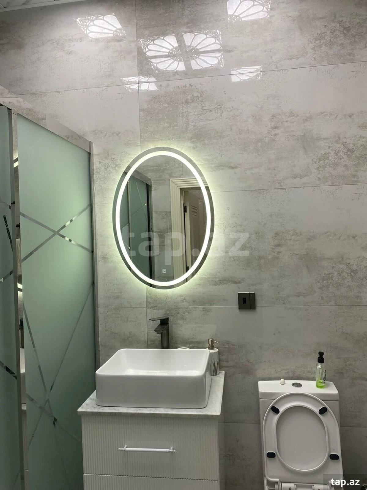 Kirayə verilir 2 otaqlı yeni tikili 75 m²