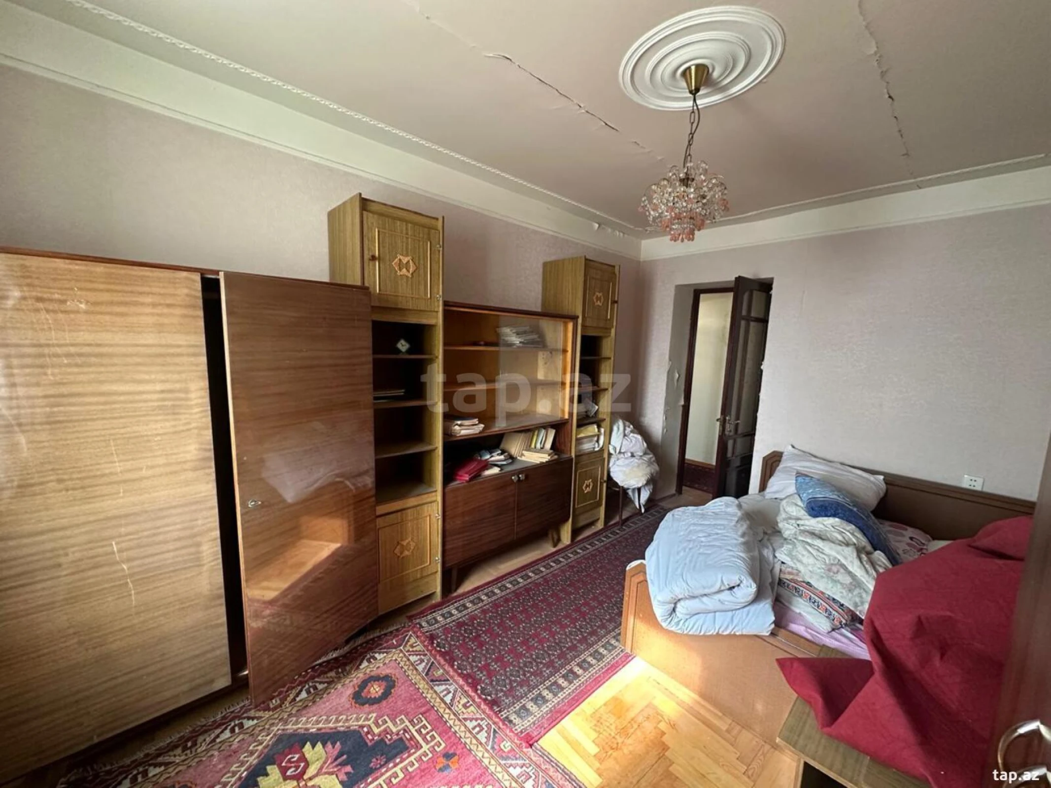 Satılır 3 otaqlı mənzil 90 m²