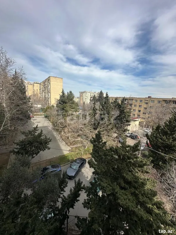 Satılır 3 otaqlı mənzil 90 m²