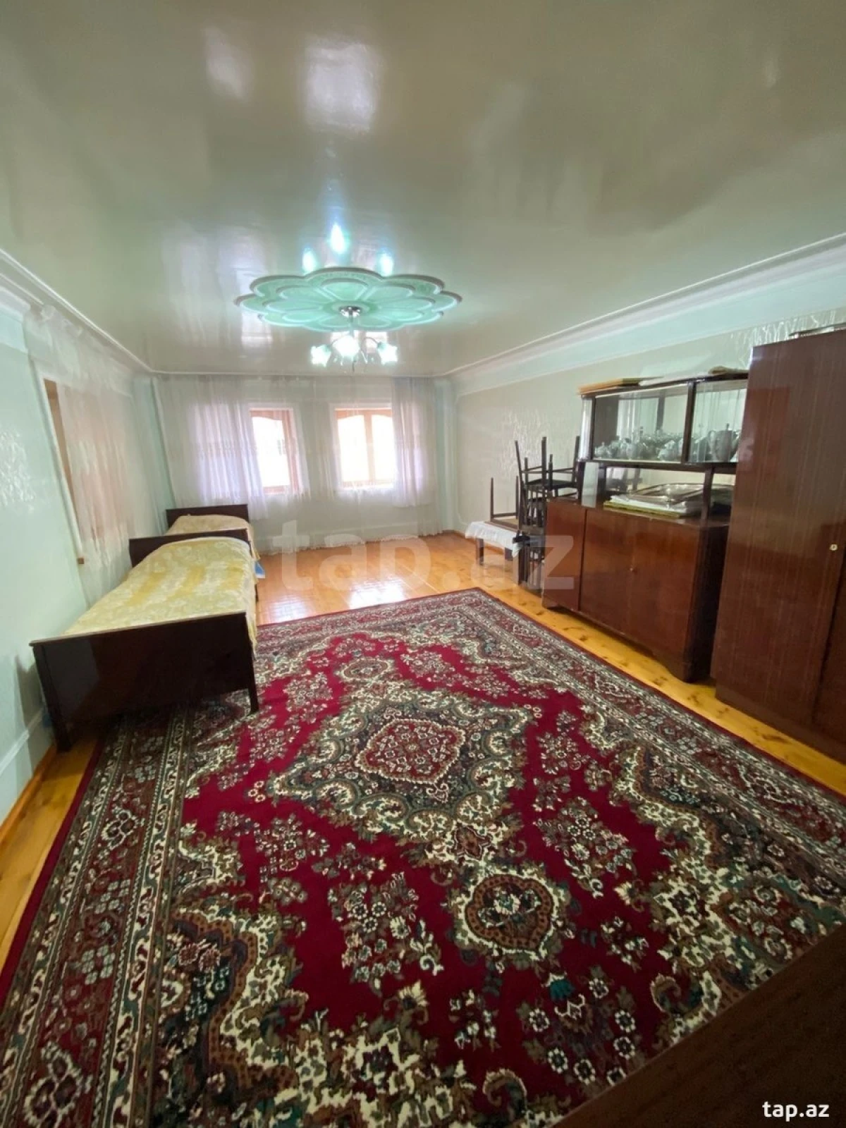 Kirayə verilir 2 otaqlı yeni tikili 60 m²