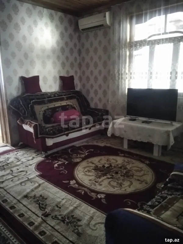 Satılır 3 otaqlı həyət evi 100 m²