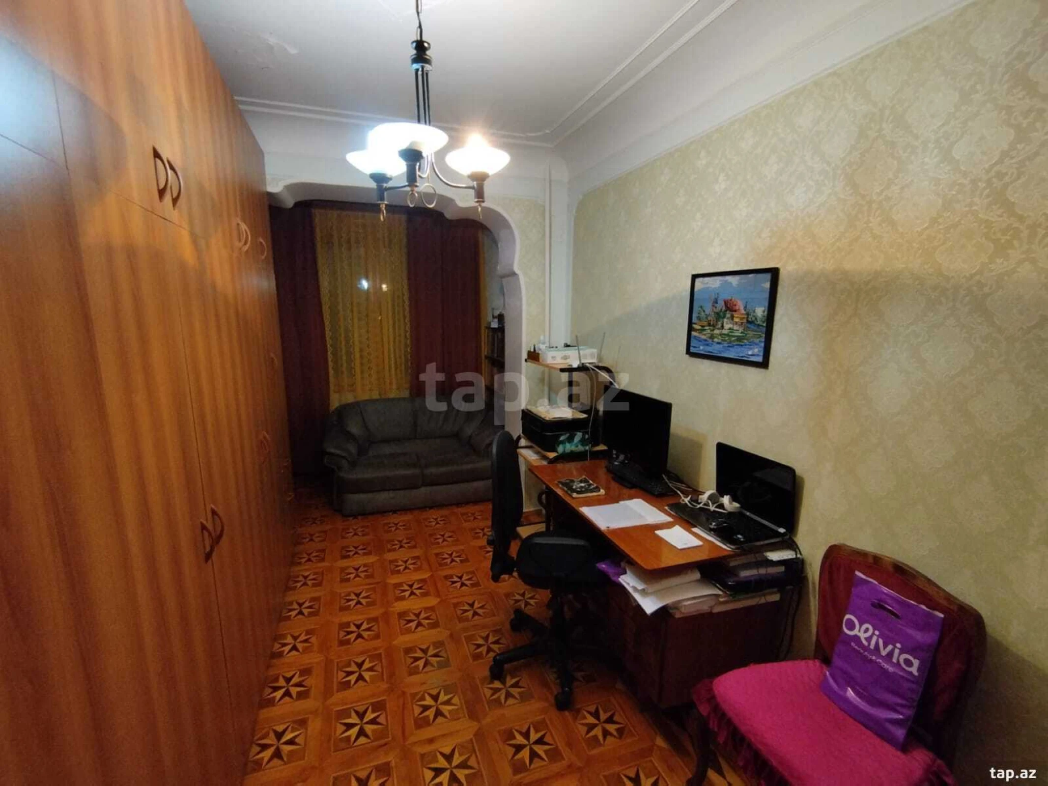 Satılır 4 otaqlı mənzil 120 m²