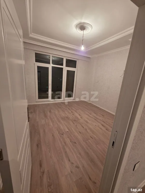 Kirayə verilir 1 otaqlı yeni tikili 47 m²