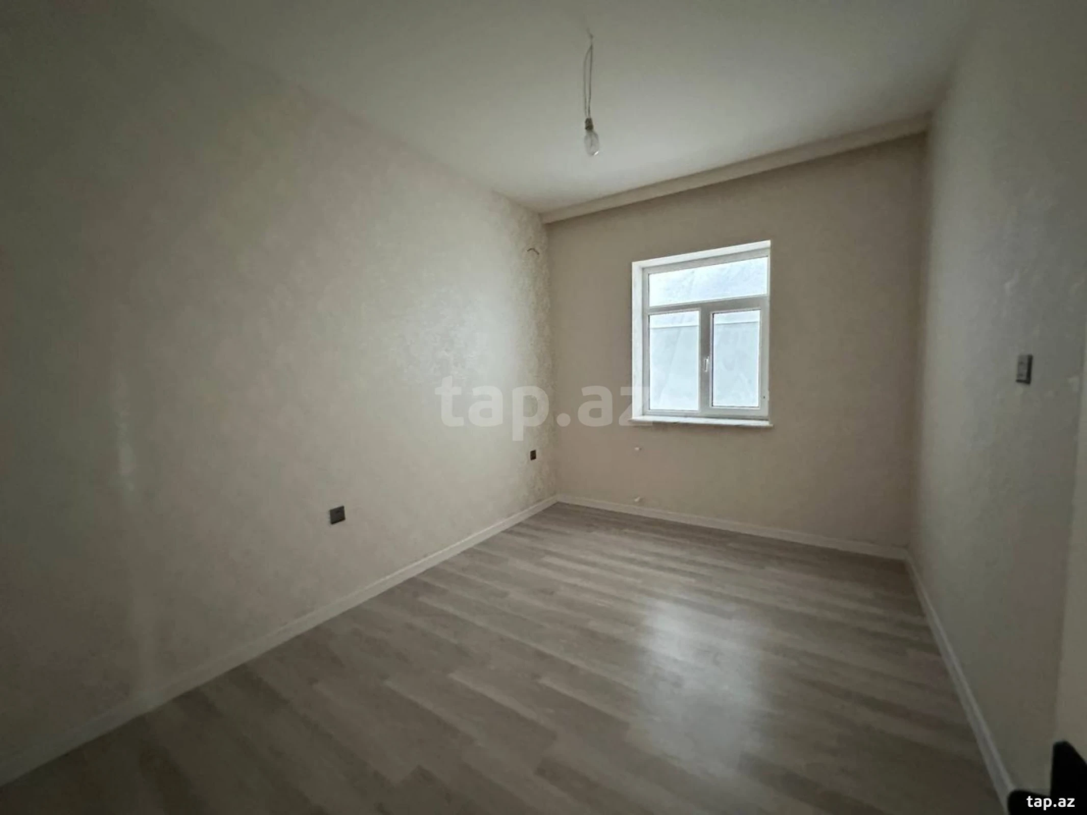 Satılır 5 otaqlı həyət evi 100 m²