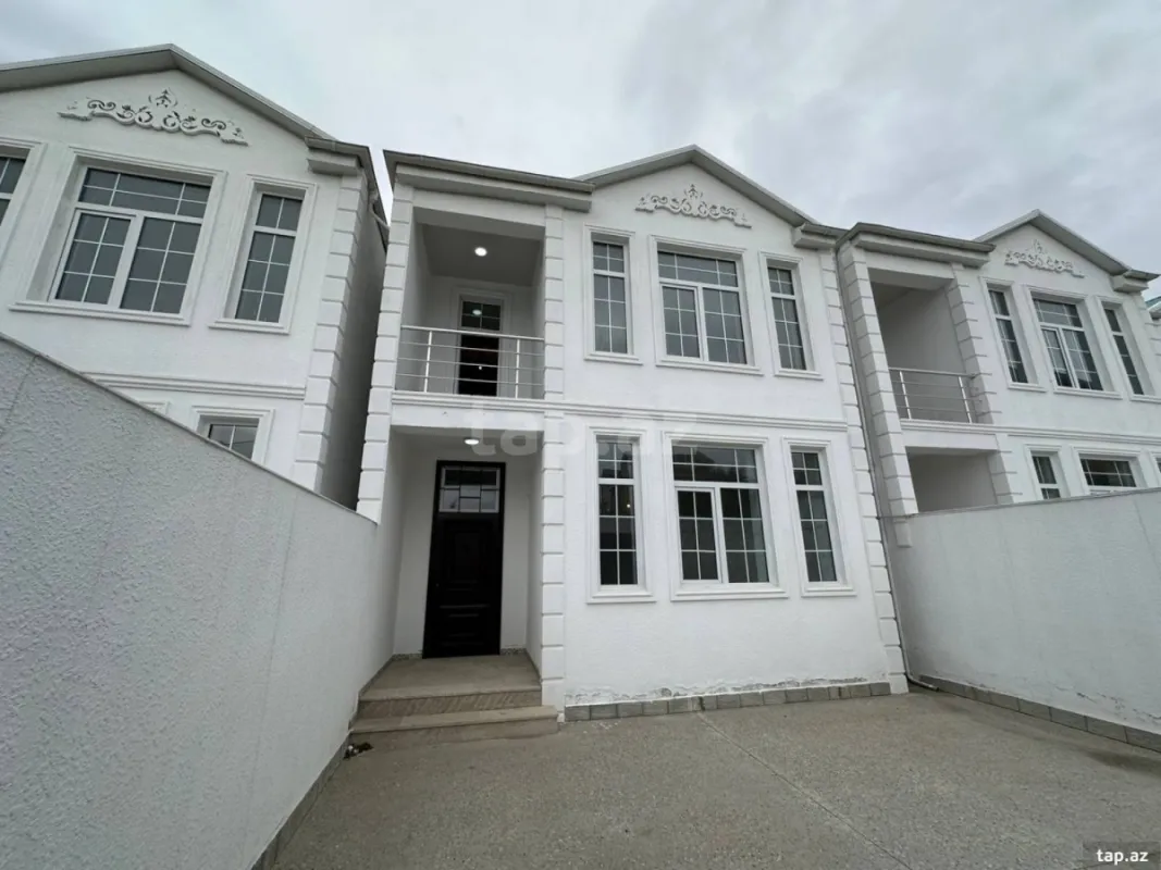 Satılır 5 otaqlı həyət evi 100 m²