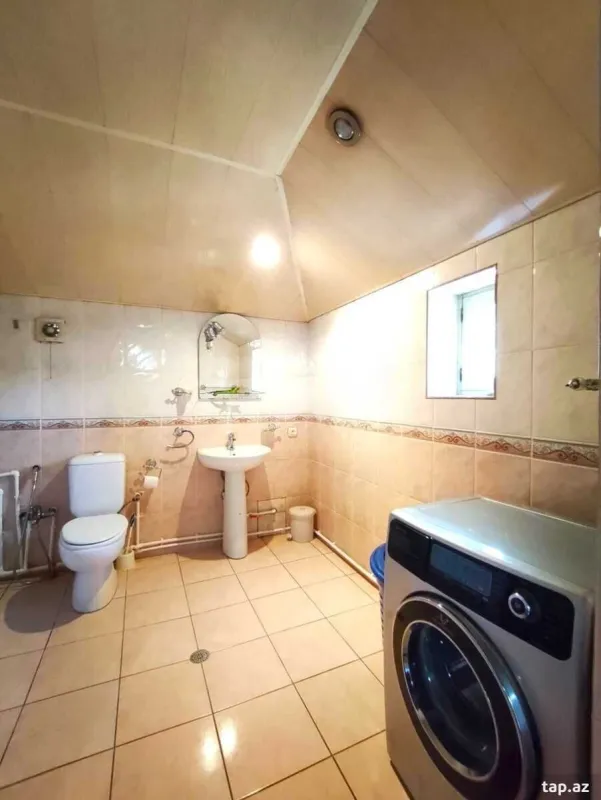 Kirayə verilir 4 otaqlı mənzil 120 m²