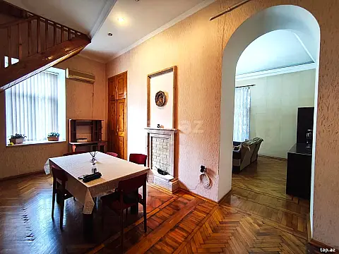 Kirayə verilir 4 otaqlı mənzil 120 m²