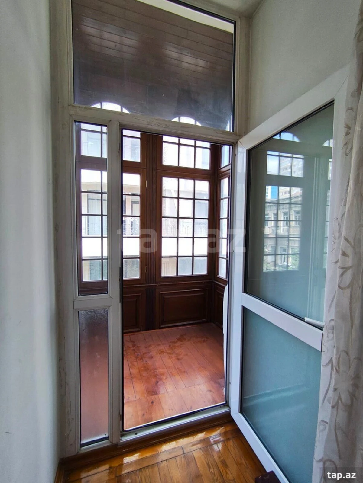 Kirayə verilir 4 otaqlı mənzil 120 m²