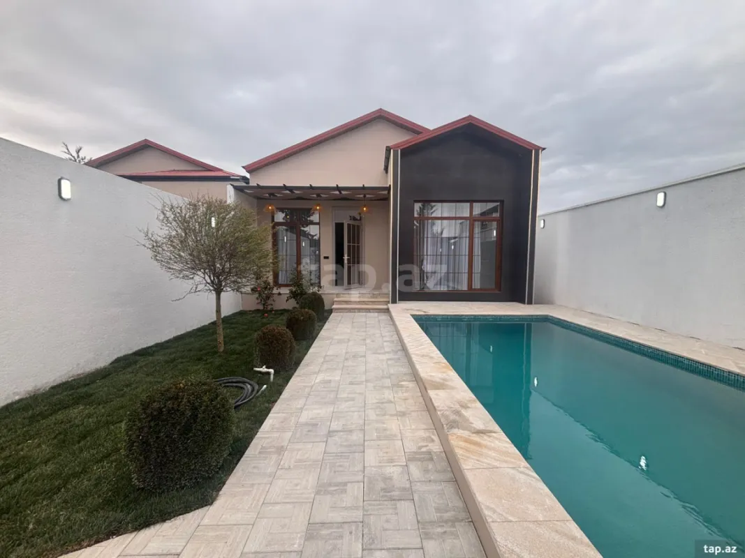 Satılır 4 otaqlı həyət evi 140 m²