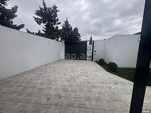Satılır 4 otaqlı həyət evi 140 m²