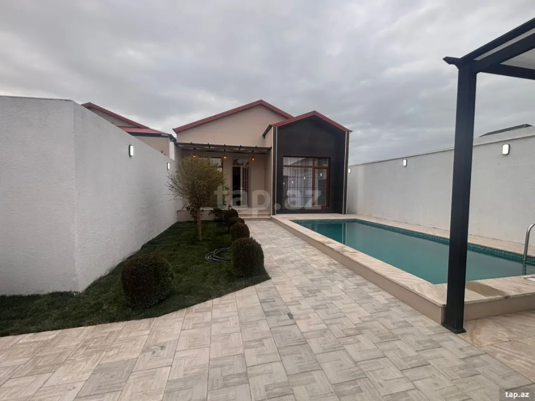 Satılır 4 otaqlı həyət evi 140 m²