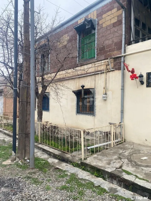 Kirayə verilir 2 otaqlı həyət evi 56 m²