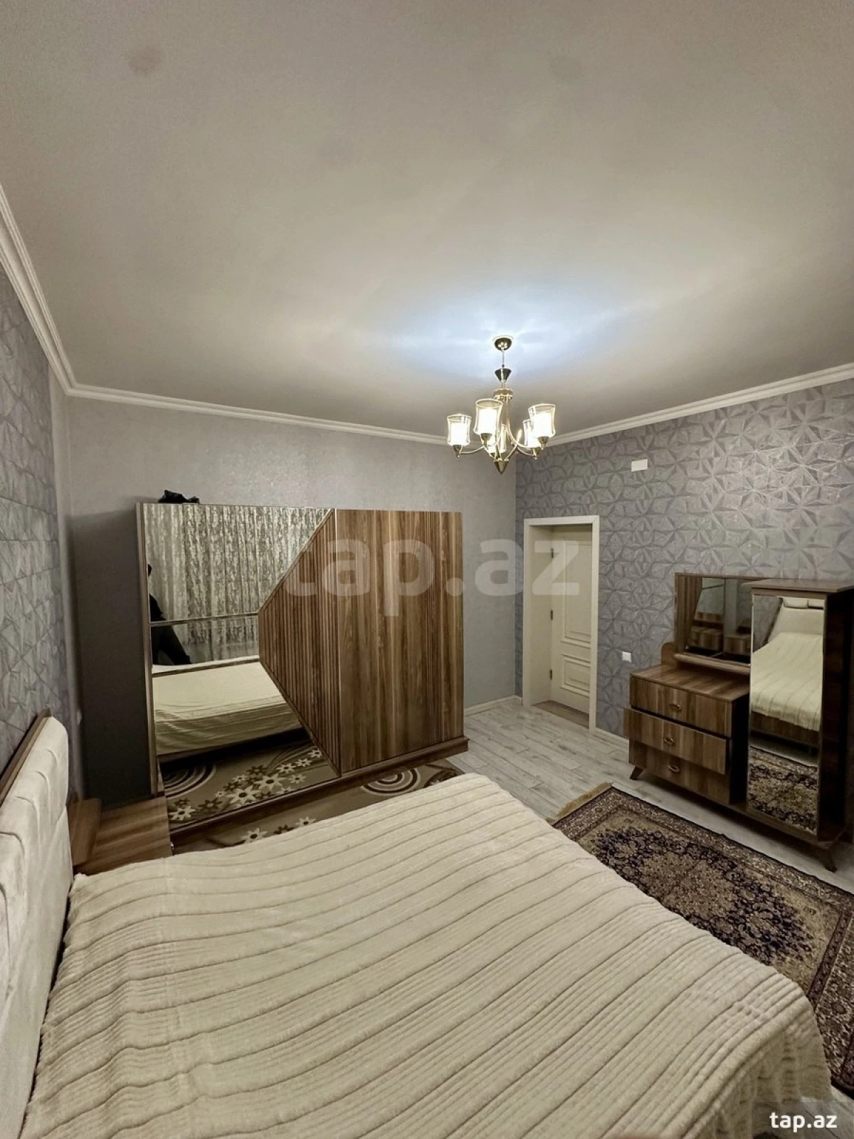 Kirayə verilir 4 otaqlı həyət evi 200 m²