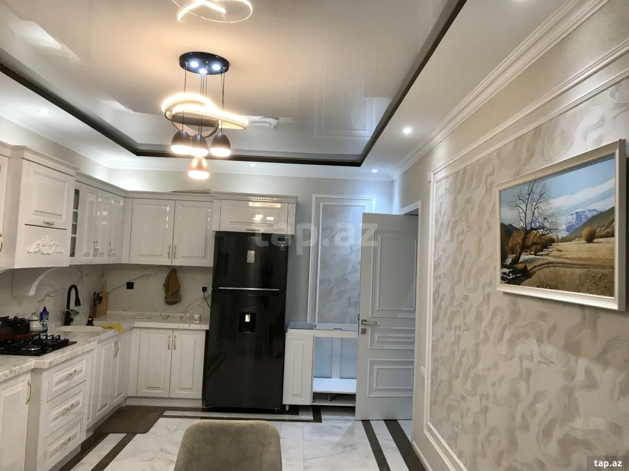 Kirayə verilir 4 otaqlı həyət evi 200 m²