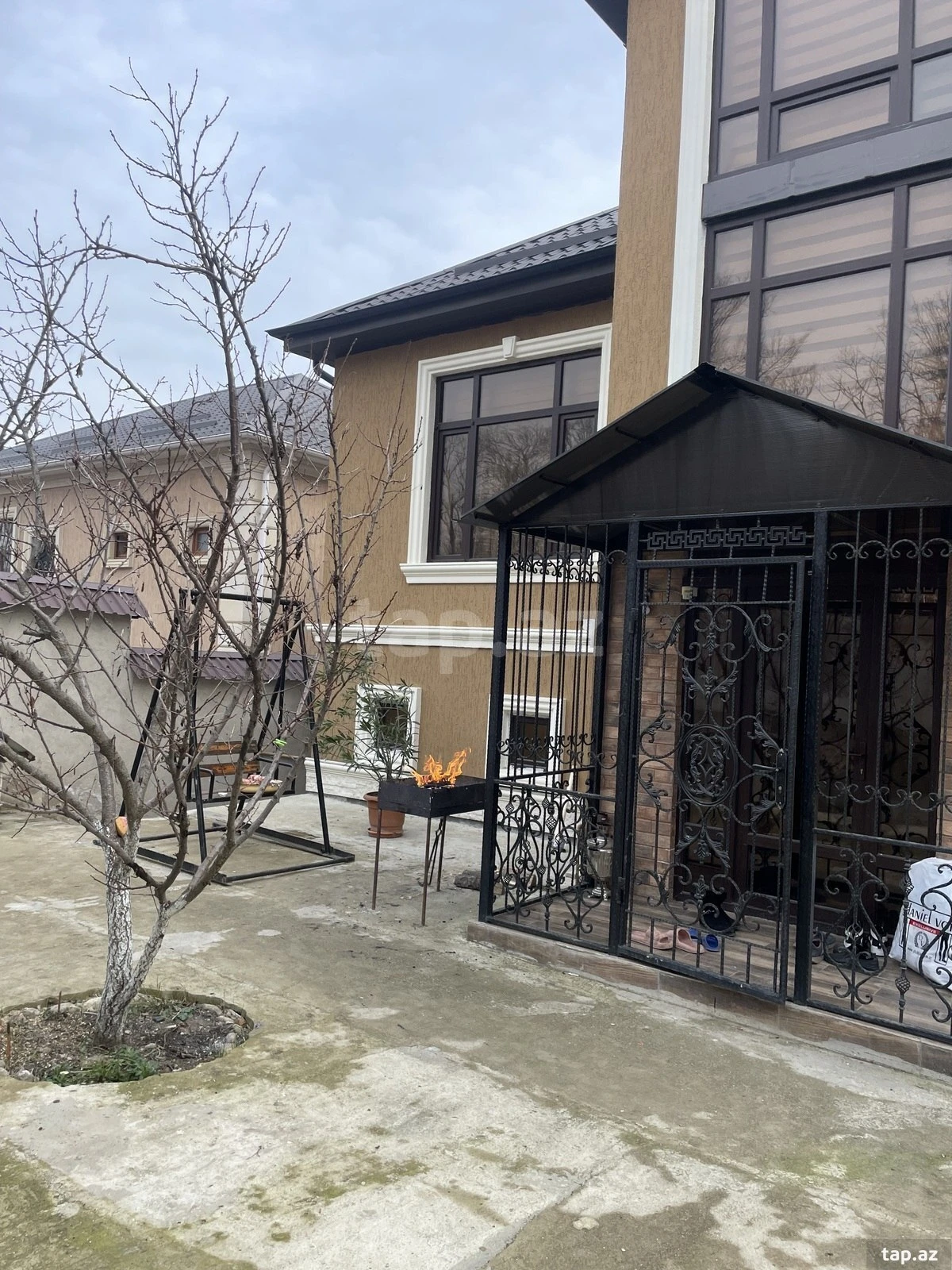 Kirayə verilir 4 otaqlı həyət evi 200 m²