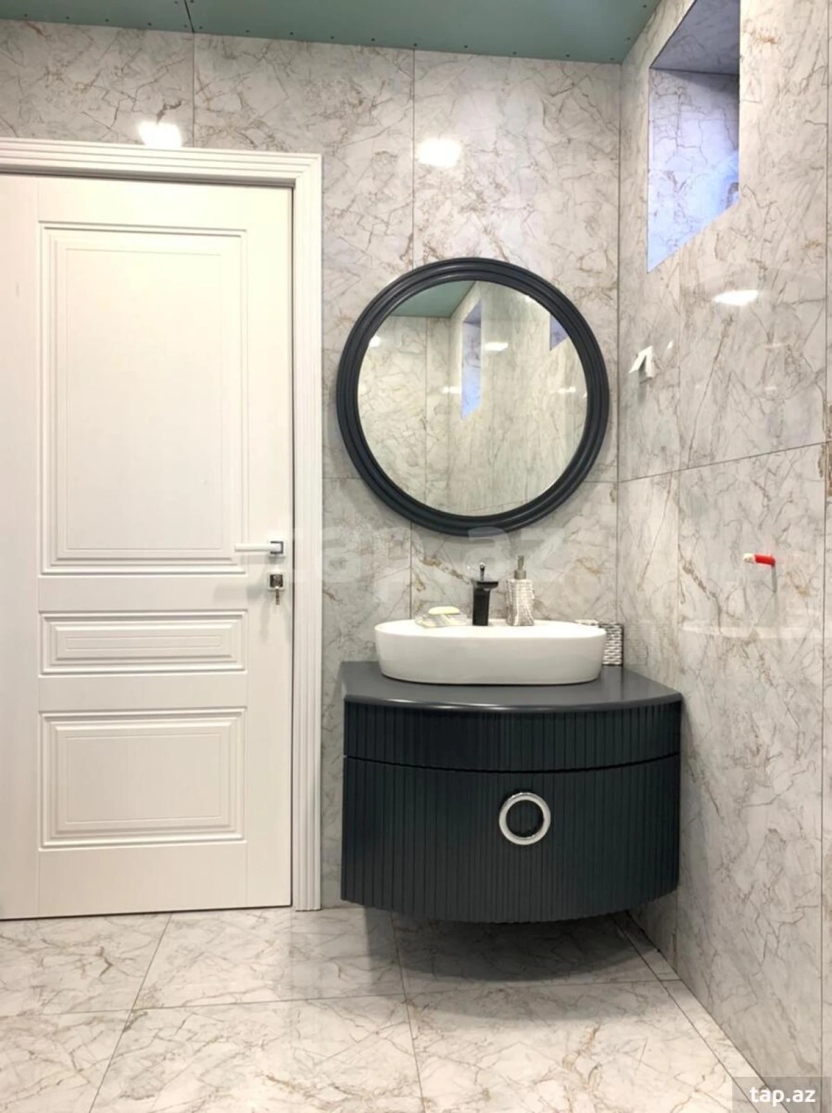 Kirayə verilir 4 otaqlı həyət evi 200 m²