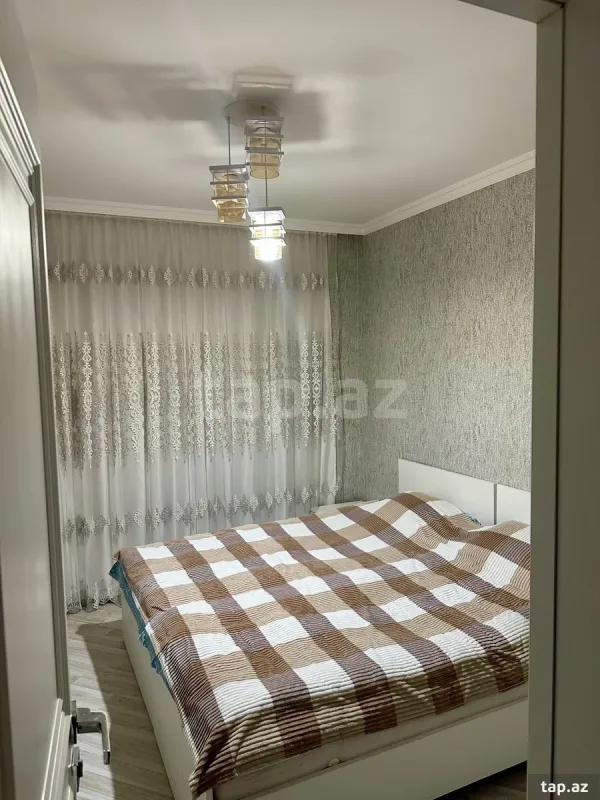 Kirayə verilir 4 otaqlı həyət evi 200 m²